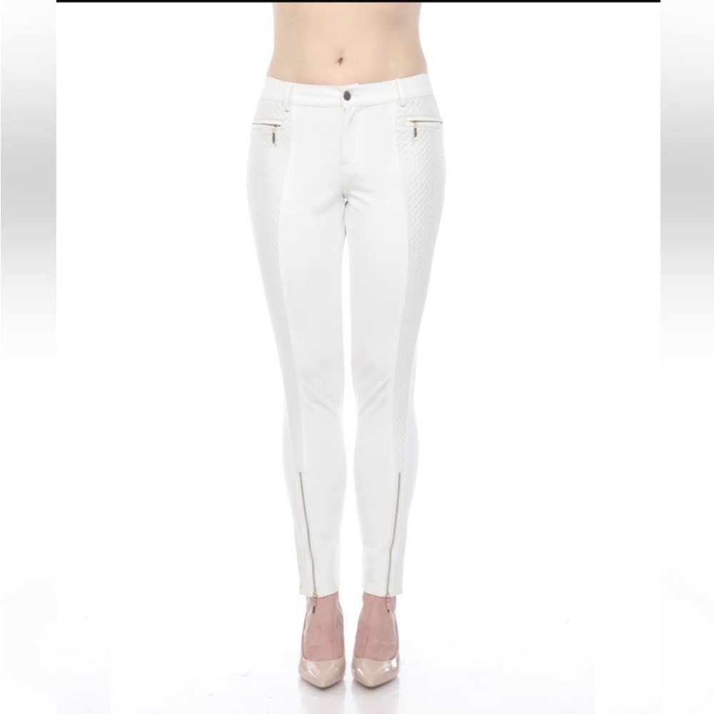 AZI White Skinny Jeggings with Zip and Button Fly NWT